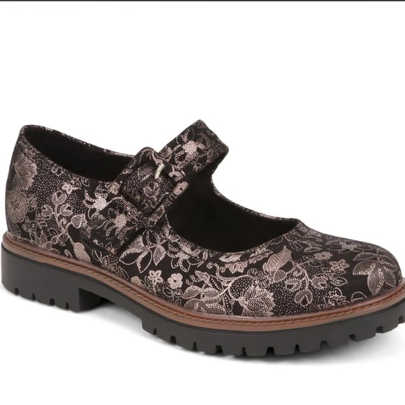 pavers Shoes - Pavers Floral Mary Jane Velcro Strap Slight Platform Shoe